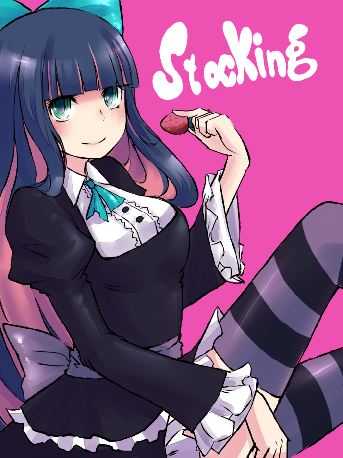 food fruit green_eyes hair_bow holding holding_fruit holding_strawberry long_hair minato_(shouno) multicolored_hair panty_&amp;_stocking_with_garterbelt smile stocking_(character) stocking_(psg) strawberry striped striped_legwear striped_thighhighs thigh-highs thighhighs two-tone_hair
