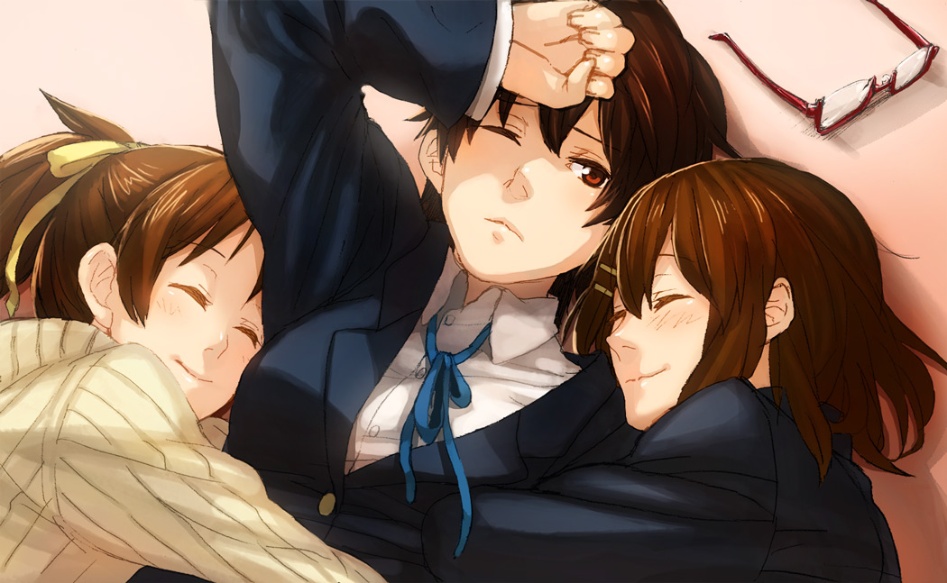 3girls brown_eyes brown_hair closed_eyes eyes_closed female friends fukutarou_(enji127) girl_sandwich glasses glasses_removed hirasawa_ui hirasawa_yui hug k-on! lying manabe_nodoka multiple_girls one_eye_closed ponytail school_uniform short_hair sleeping smile wink