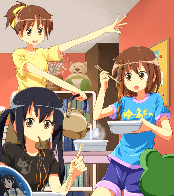 akiyama_mio black_hair brown_eyes brown_hair casual chopsticks cup_ramen eating food hirasawa_ui hirasawa_yui k-on! kettle long_hair multiple_girls nakano_azusa noodles ponytail ramen short_hair shorts tksymkw tsurukou_(tksymkw) twintails