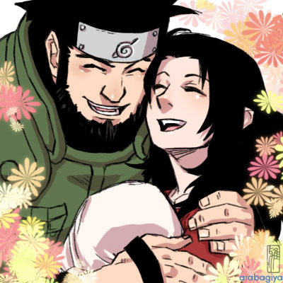 1girl arabagi baby black_hair couple family forehead_protector happy hug konohagakure_symbol lowres naruto sarutobi_asuma smile yuuhi_kurenai