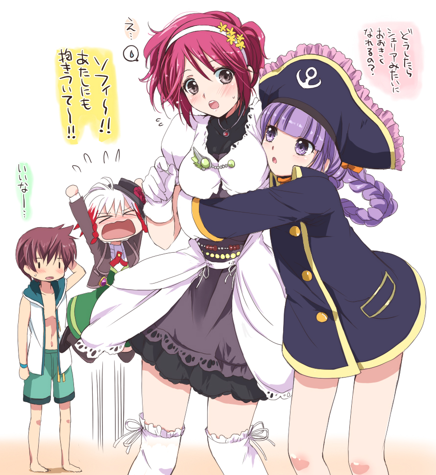 &gt;_&lt; 3girls angry asbel_lhant barefoot braid breast_envy cheria_barnes cosplay hat hug hug_from_behind jumping kurimomo multicolored_hair multiple_girls pascal patty_fleur patty_fleur_(cosplay) pirate_hat purple_hair red_hair shorts sophie_(tales_of_graces) tales_of_(series) tales_of_graces thighhighs translated two-tone_hair