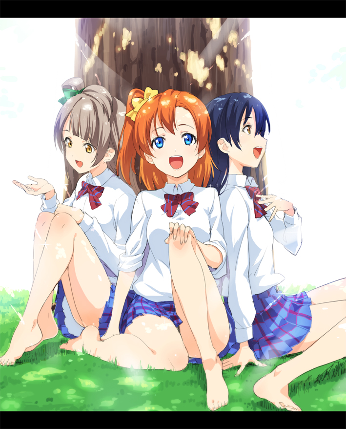 3girls black_hair blue_eyes blue_hair bow brown_eyes brown_hair friends hair_bow happy kousaka_honoka long_hair love_live!_school_idol_project minami_kotori multiple_girls open_mouth school_uniform shishigomi short_hair singing skirt sonoda_umi