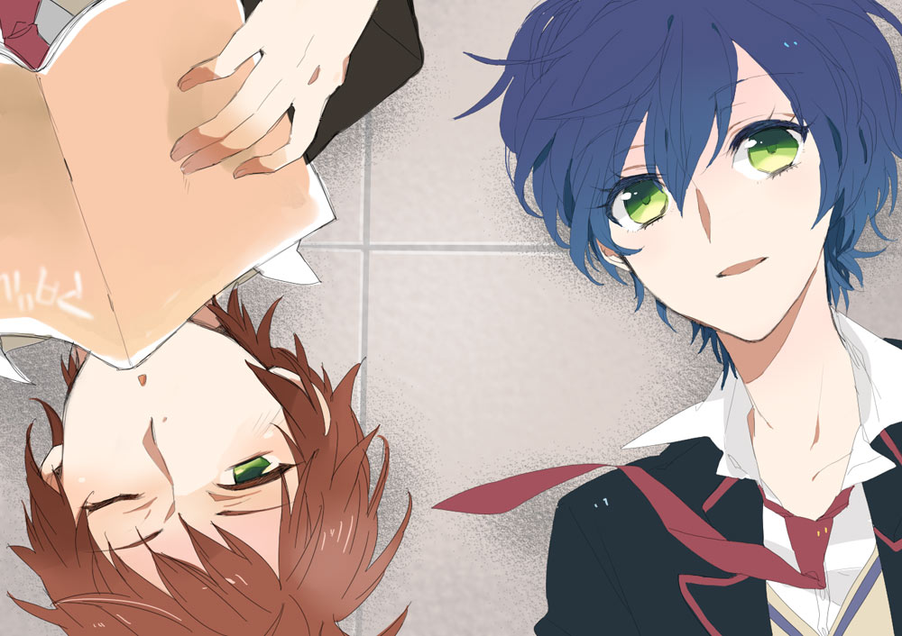 blue_hair book green_eyes jusc0 mawaru_penguindrum multiple_boys necktie red_hair redhead school_uniform short_hair smile takakura_kanba takakura_shouma wink