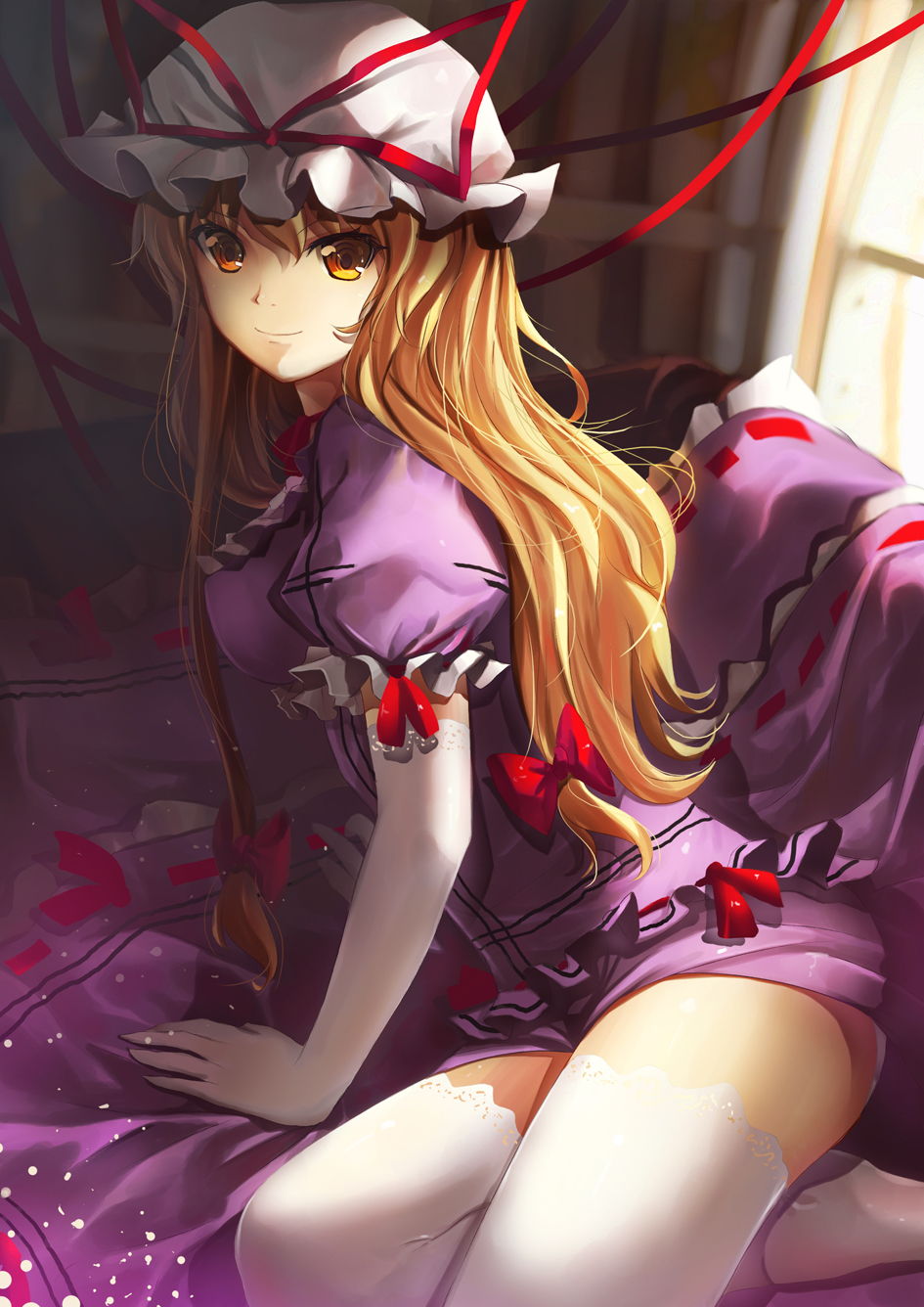arm_support blonde_hair breasts brown_eyes dress elbow_gloves gloves hat highres lace lace-trimmed_thighhighs large_breasts legs long_hair looking_at_viewer purple_dress ribbon smile sola_(sola04) solo thigh-highs thighhighs thighs touhou white_gloves white_legwear yakumo_yukari zettai_ryouiki