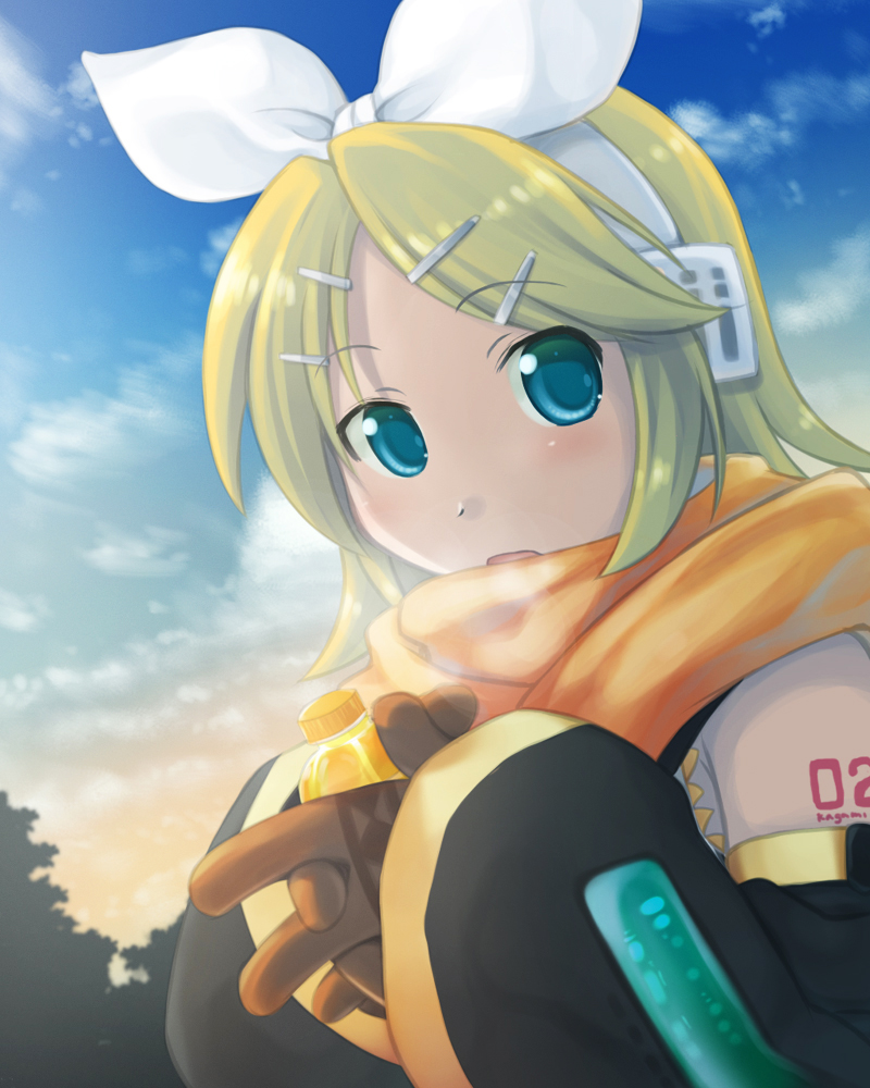 blue_eyes breath gloves hair_ornament hair_ribbon hairclip ikujitto kagamine_rin ribbon scarf short_hair vocaloid