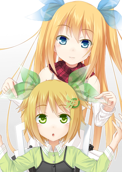 :o bangs beniimo blonde_hair blue_eyes blush bow chair collar detached_sleeves green_eyes hair_bow hair_ornament hairclip hairdressing long_hair multiple_girls os os-tan personification scarf short_hair sitting twintails two_side_up vest white_background