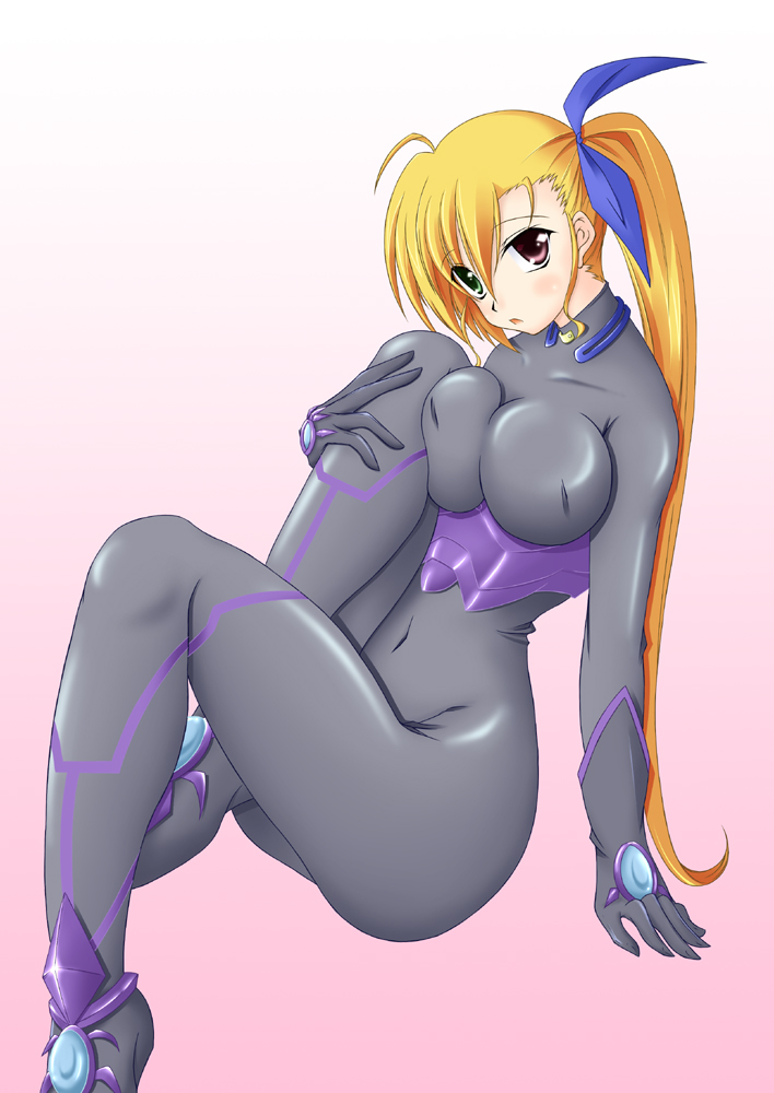 adult arm_support blonde_hair blush bodysuit breast_press breasts clothed_navel green_eyes hair_ribbon heterochromia impossible_clothes large_breasts leg_hug legs long_hair lyrical_nanoha mahou_shoujo_lyrical_nanoha_strikers red_eyes ribbon sakura_yuu side_ponytail simple_background sitting skin_tight solo thighs very_long_hair vivio