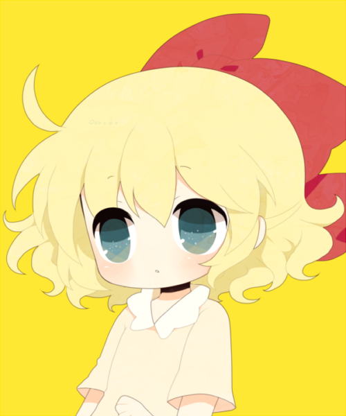:o ahoge blonde_hair blue_eyes bow bust choker hair_bow haru_(kyou) mother_(game) mother_2 parted_lips paula_polestar shirt short_hair simple_background solo yellow_background