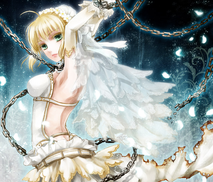 ahoge blonde_hair breasts bridal_veil chain chains fate/extra fate/extra_ccc fate_(series) frills green_eyes hai_yoru petals saber_bride saber_extra solo veil