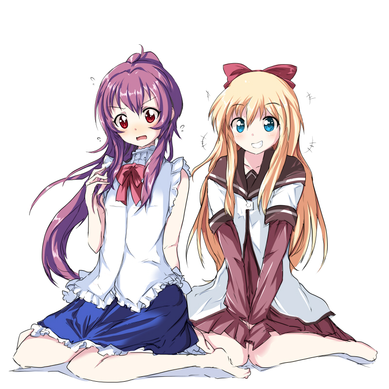 2girls barefoot blonde_hair blue_eyes casual echizen hair_ribbon multiple_girls purple_hair red_eyes ribbon school_uniform serafuku sleeveless sugiura_ayano toshinou_kyouko yuru_yuri