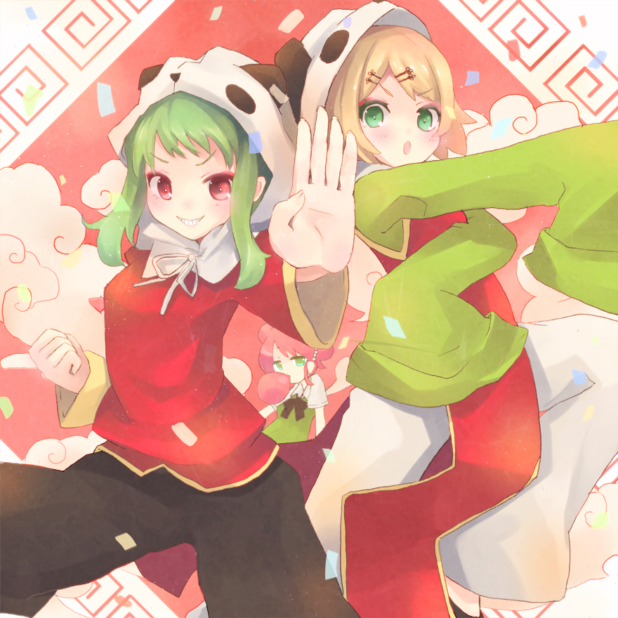 3girls animal_hat animal_hoodie blonde_hair blowing_bubbles bubble_gum bubblegum chinese_clothes clenched_hand fighting_pose fighting_stance green_eyes green_hair grin gumi hair_ornament hairclip hat kagamine_rin looking_at_viewer multiple_girls nanashina panda_hat panda_hoodie payot red_eyes red_hair redhead short_hair sleeves_past_wrists smile vocaloid yie_ar_fan_club_(vocaloid)