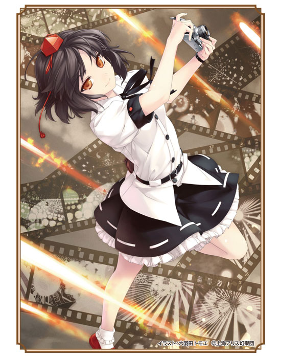 1girl black_hair brown_eyes camera hat rokuwata_tomoe shameimaru_aya short_hair solo tokin_hat touhou