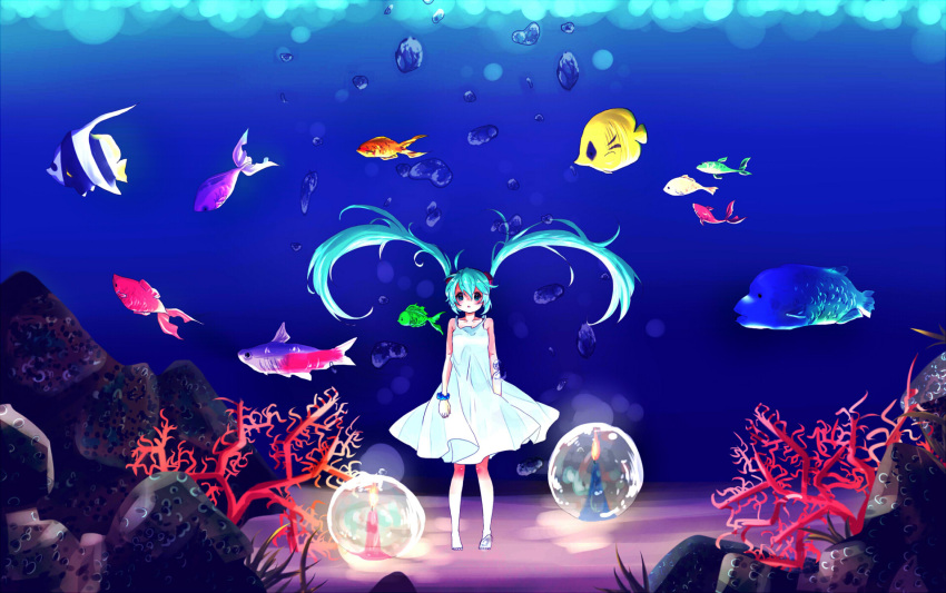 1girl alternate_color aqua_eyes aqua_hair barefoot candle dress fish floating_hair hatsune_miku highres shinkai_shoujo_(vocaloid) solo underwater vocaloid yumeno_(rubbercup)