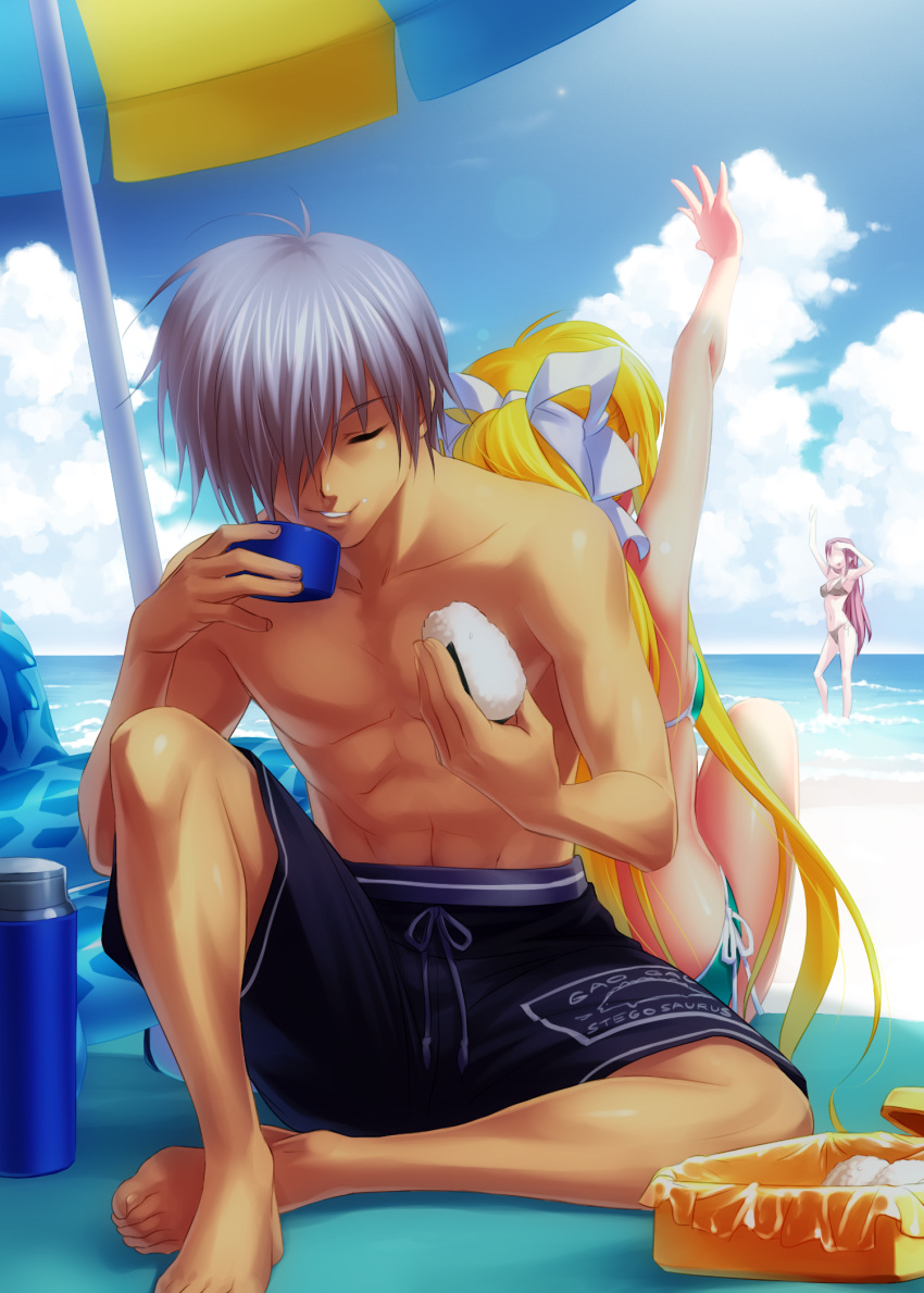 1boy 2girls air back-to-back bikini food highres kamio_haruko kamio_misuzu kunisaki_yukito multiple_girls onigiri swim_trunks swimsuit thermos zen