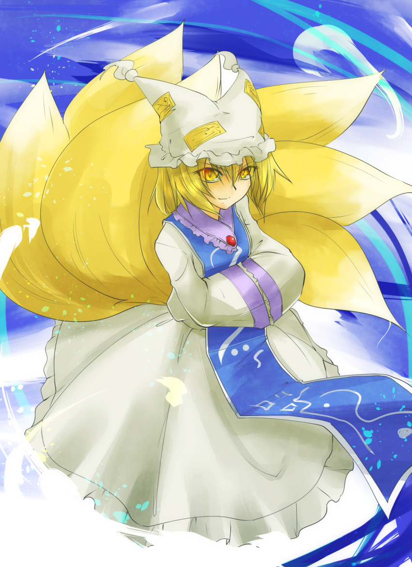 1girl blonde_hair dress fox_tail hands_in_sleeves hat highres kakao_(noise-111) solo tabard tail touhou yakumo_ran yellow_eyes