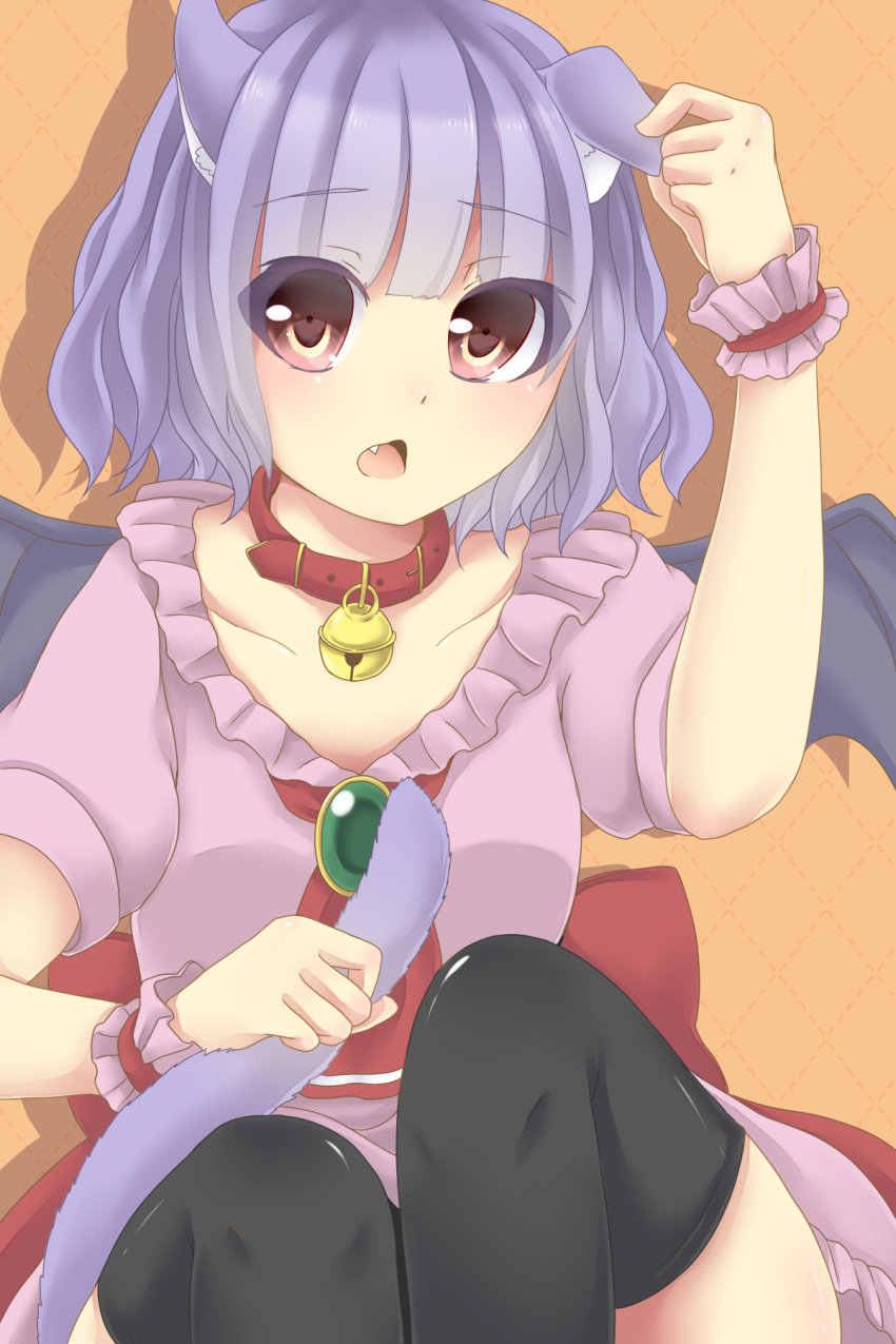 1girl animal_ears ascot bat_wings bell brooch cat_ears cat_tail collar collarbone fang highres holding_ears jewelry jingle_bell kemonomimi_mode knees_up lavender_hair looking_at_viewer mutsumi326 open_mouth orange_background over-kneehighs red_eyes remilia_scarlet shadow short_hair short_sleeves simple_background sitting skirt skirt_set solo tail tail_hold touhou wings