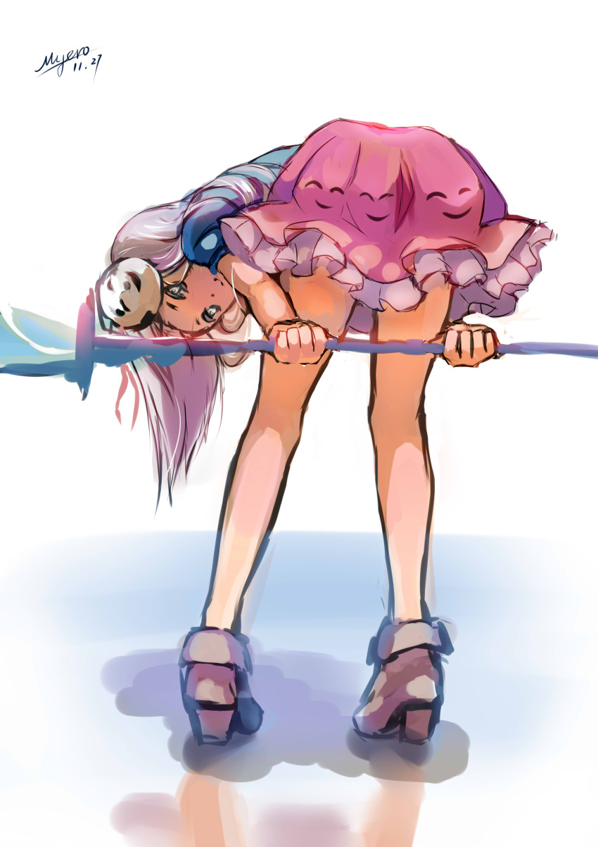 1girl absurdres bent_over bow expressionless face_mask fox_mask hata_no_kokoro highres long_hair long_sleeves looking_at_viewer looking_back mask myero naginata oni_mask pink_eyes pink_hair polearm reflective_floor shirt signature simple_background skirt solo touhou very_long_hair weapon white_background wide_sleeves