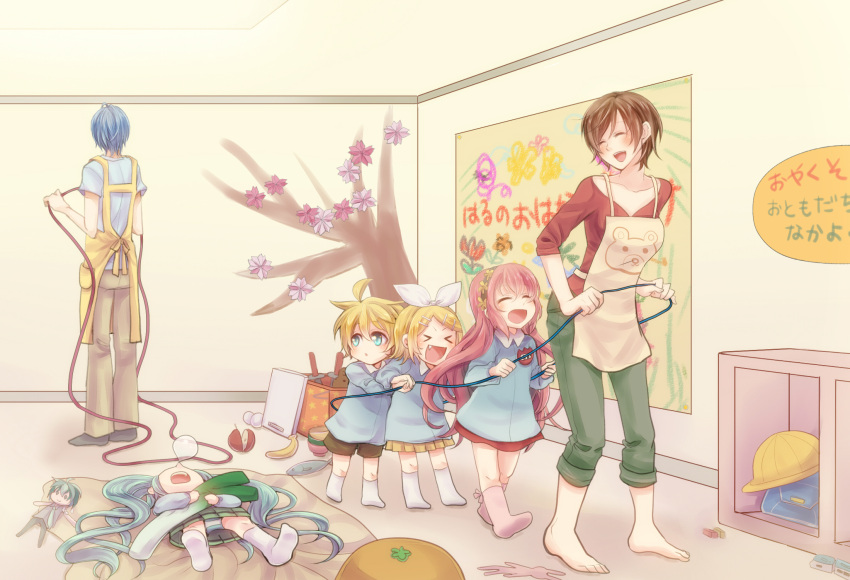 &gt;_&lt; 2boys 4girls apple apron aqua_hair bag banana bangs barefoot blonde_hair blue_eyes blue_hair bow bowl brown_hair cameo child closed_eyes cutting_board doll drawing ears fang fish flower food fruit hair_bow hair_ornament hairband hairclip hat hatsune_miku hatsune_mikuo highres holding holding_hands kagamine_len kagamine_rin kaito kindergarten kindergarten_bag kindergarten_teacher kindergarten_uniform long_hair megurine_luka meiko multiple_boys multiple_girls panties payot pink_hair plush plush_food room rope setora siblings skirt sleeping smile socks spiky_hair spring_onion striped striped_panties stuffed_animal stuffed_toy teddy_bear teeth toy_sword translation_request tree twins twintails underwear vocaloid younger