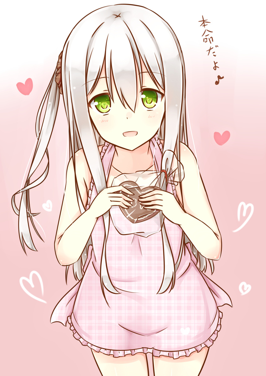 1girl :d absurdres apron blush frills green_eyes heart heart-shaped_pupils highres holding long_hair naked_apron open_mouth original pink_background pink_clothes scrunchie side_ponytail simple_background smile symbol-shaped_pupils translation_request tsuchikure_(3105mitoko) valentine white_hair