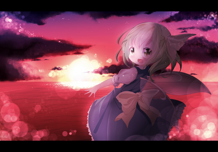 1girl absurdres akisha clouds daiyousei fairy_wings fang green_eyes green_hair hair_ribbon highres letterboxed looking_at_viewer looking_back ocean open_mouth puffy_sleeves ribbon sash shirt short_sleeves side_ponytail skirt skirt_set smile solo sunset touhou vest wings