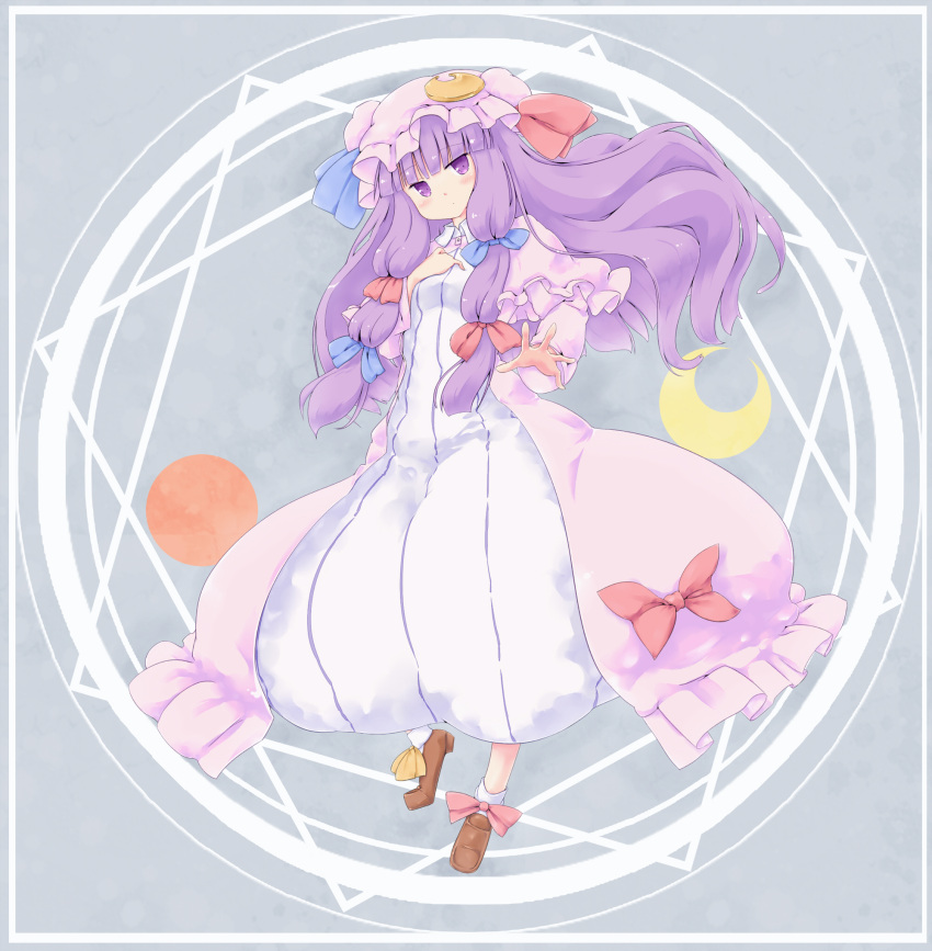 1girl book coo crescent dress frame hair_ribbon hat highres long_hair long_sleeves looking_at_viewer magic_circle open_clothes open_coat patchouli_knowledge purple_hair ribbon solo striped striped_dress touhou tress_ribbon very_long_hair violet_eyes white_dress