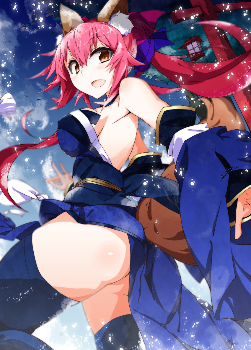 1girl animal_ears ass bare_shoulders blue_legwear breasts brown_eyes caster_(fate/extra) detached_sleeves fate/extra fate_(series) fox_ears fox_tail highres long_hair looking_at_viewer open_mouth pink_hair solo tail thigh-highs twintails vane
