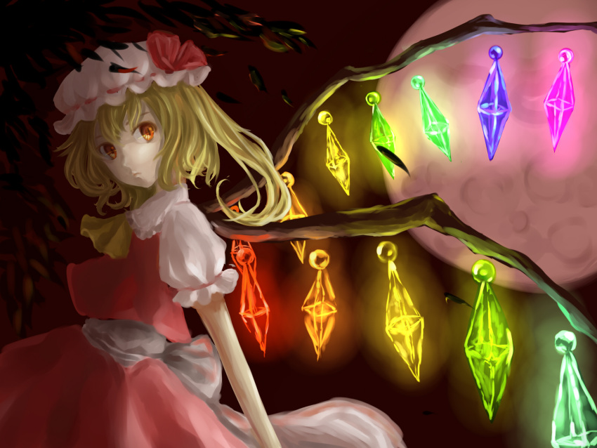 1girl ascot blonde_hair faux_traditional_media flandre_scarlet full_moon glowing hat hat_ribbon head_tilt highres leaf light_frown looking_at_viewer mob_cap moon noyya puffy_short_sleeves puffy_sleeves red_background red_eyes red_moon ribbon short_hair short_sleeves side_ponytail skirt skirt_set slit_pupils solo touhou wings