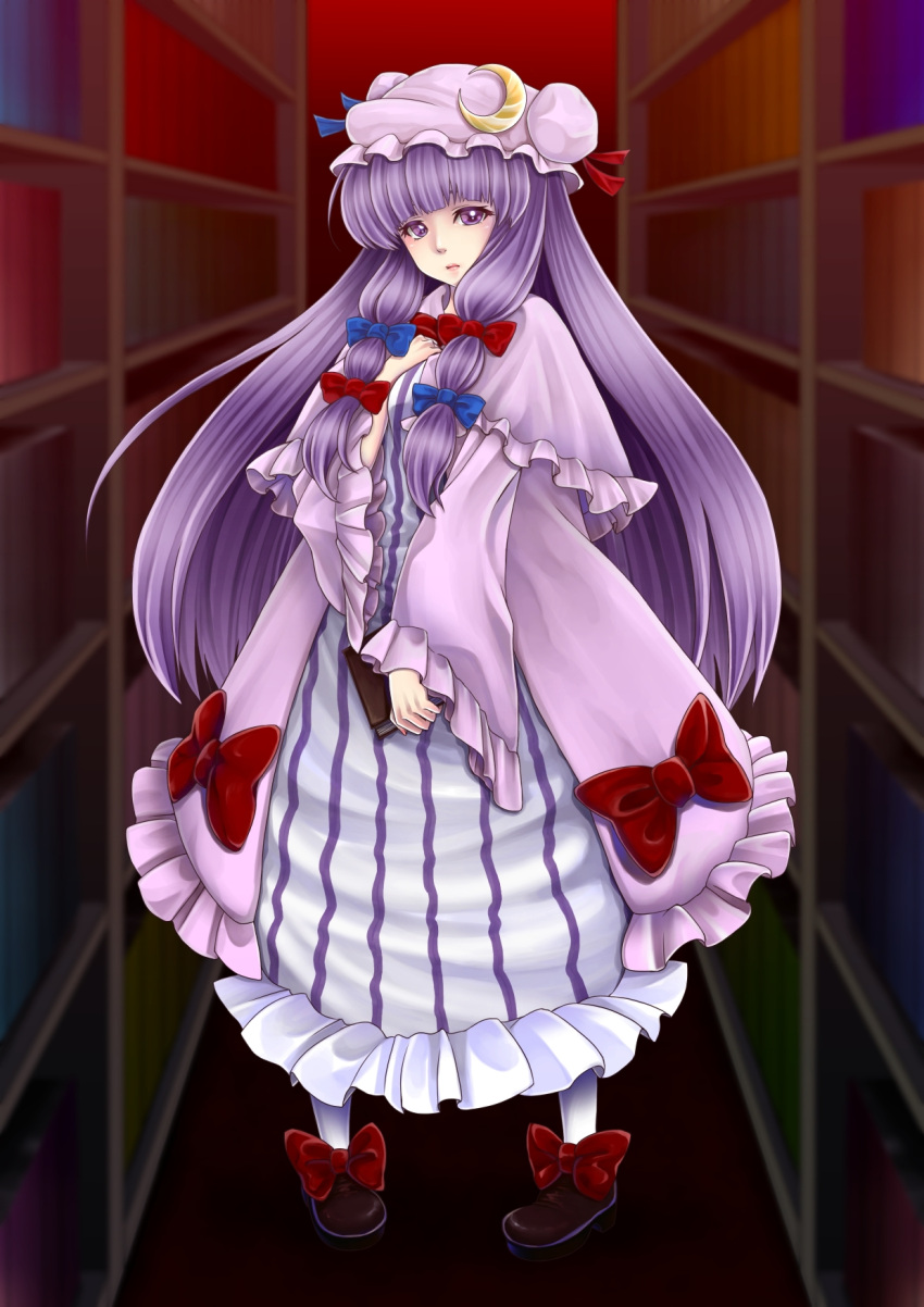 1girl bangs blue_bow blue_ribbon book bookshelf bow crescent crescent_hair_ornament dress frilled_dress frilled_sleeves frills hair_ornament hair_ribbon hat hat_ribbon highres indoors library long_hair patchouli_knowledge purple_hair raito_(010415) red_bow red_ribbon ribbon shoe_bow shoes solo striped touhou very_long_hair violet_eyes