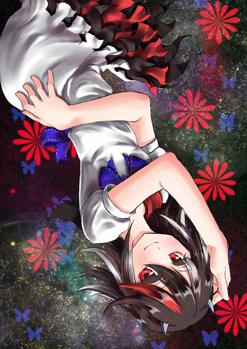 1girl absurdres black_hair directional_arrow dress efune_(ef) highres horns kijin_seija multicolored_hair red_eyes redhead short_hair smile solo star starry_background streaked_hair touhou upside-down white_hair