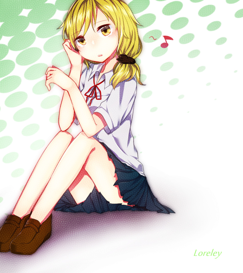 1girl bare_legs blonde_hair blue_skirt bow brown_shoes elbows_on_knees fukkura gekkan_shoujo_nozaki-kun halftone halftone_background hand_on_own_cheek highres long_hair looking_at_viewer musical_note neck_ribbon open_mouth red_ribbon ribbon school_uniform scrunchie seo_yuzuki shirt short_sleeves sitting skirt solo tied_hair white_shirt yellow_eyes