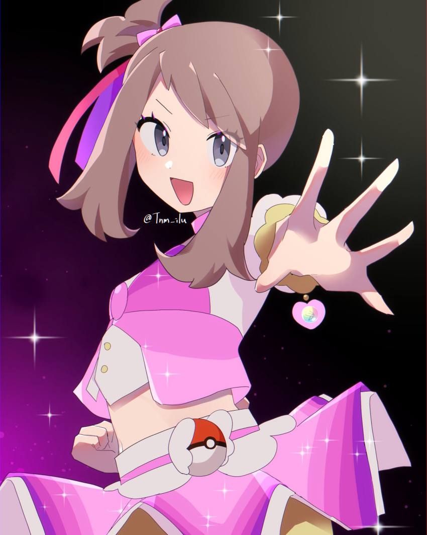 1girl :d bow brown_hair clenched_hand commentary_request grey_eyes hair_bow highres looking_at_viewer may_(contest)_(pokemon) may_(pokemon) mega_stone midriff navel official_alternate_costume open_mouth outstretched_hand pink_bow pink_skirt poke_ball poke_ball_(basic) pokemon pokemon_omega_ruby_and_alpha_sapphire simple_background skirt smile solo tnm_ilu twitter_username waist_poke_ball