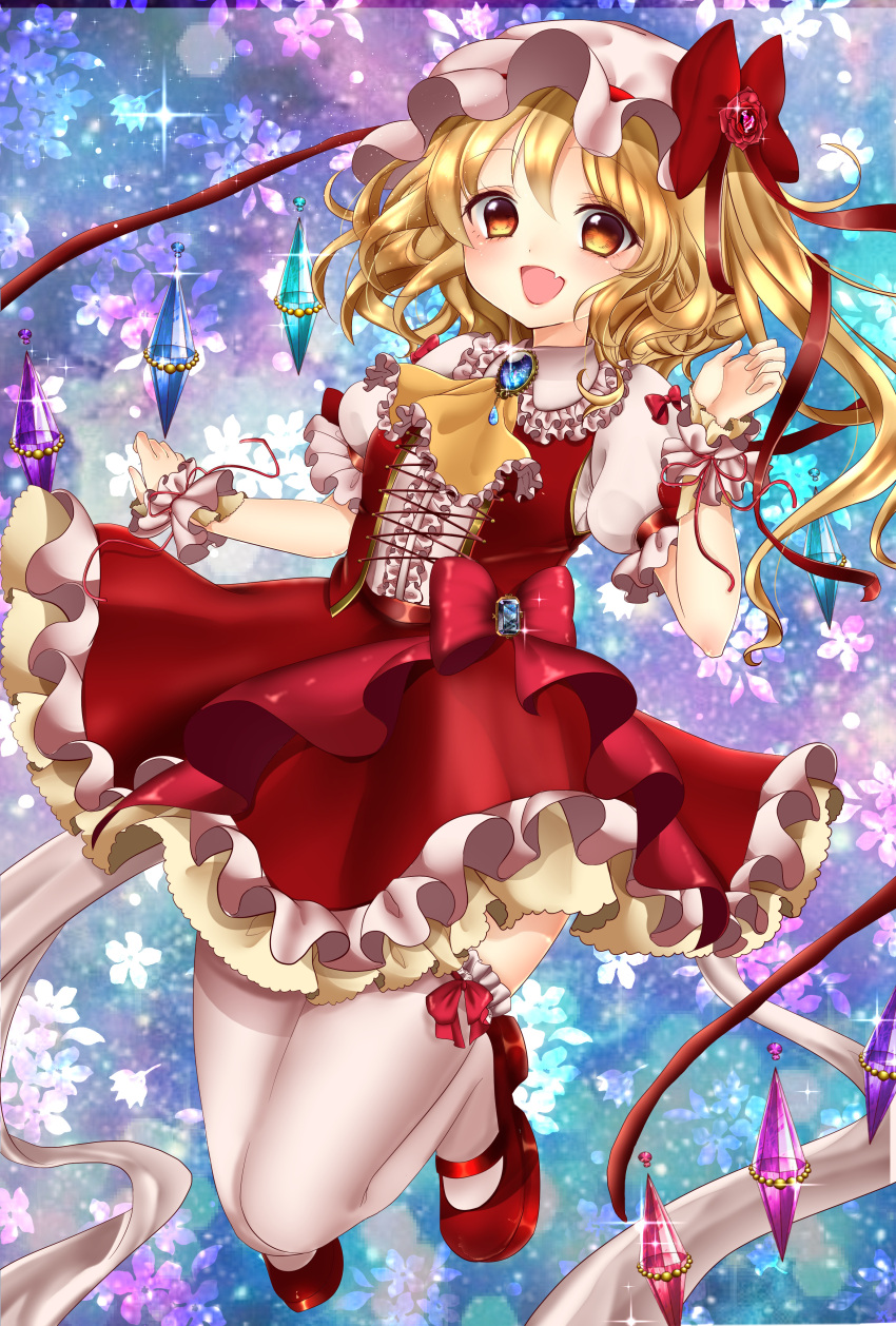 1girl absurdres adapted_costume alternate_costume ascot blonde_hair bow crystal fang flandre_scarlet floral_background floral_print frills hat hat_bow highres jewelry mary_janes mob_cap open_mouth ponytail puffy_sleeves red_eyes ribbon shanghai_bisu shirt shoes short_hair short_sleeves side_ponytail skirt skirt_set smile solo sparkle thigh-highs touhou vest white_legwear wings wrist_cuffs