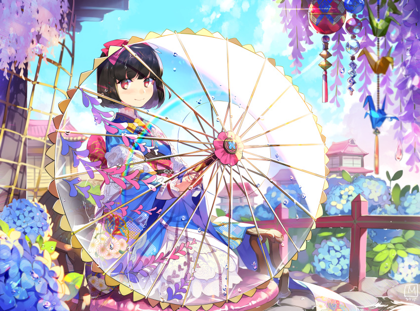 1girl black_hair bob_cut bow fence flower hair_bow highres hydrangea japanese_clothes kimono looking_at_viewer mansu obi origami original paper_crane rainbow red_eyes sash short_hair sitting smile solo transparent_umbrella wind_chime