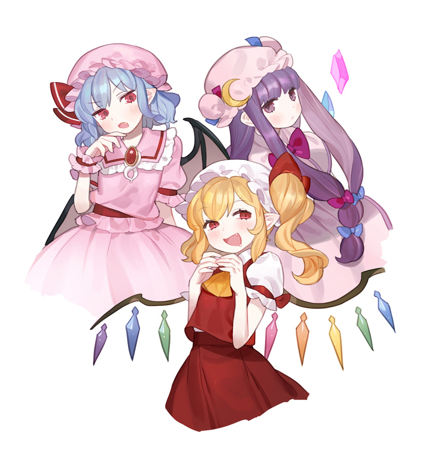 3girls :d bat_wings blue_eyes blush breasts fang fingers_together flandre_scarlet gwayo hat highres long_hair looking_at_viewer multiple_girls open_mouth patchouli_knowledge pointy_ears purple_hair red_eyes remilia_scarlet short_hair side_ponytail simple_background smile touhou very_long_hair violet_eyes white_background whtie_background wings wrist_cuffs