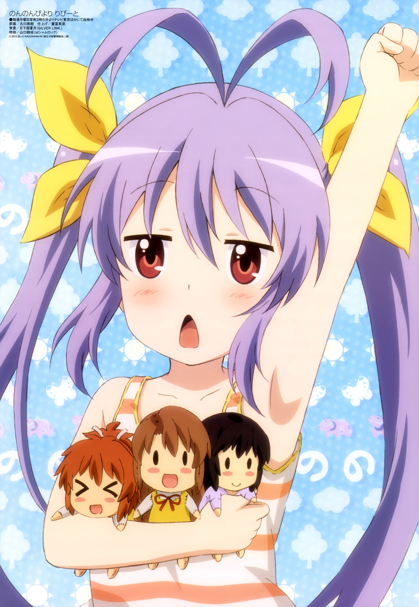 &gt;_&lt; absurdres antenna_hair arm_up black_hair blush_stickers bow brown_hair character_doll chibi furukawa_hideki highres ichijou_hotaru koshigaya_komari koshigaya_natsumi long_hair megami miyauchi_renge non_non_biyori official_art purple_hair red_eyes triangle_mouth twintails very_long_hair