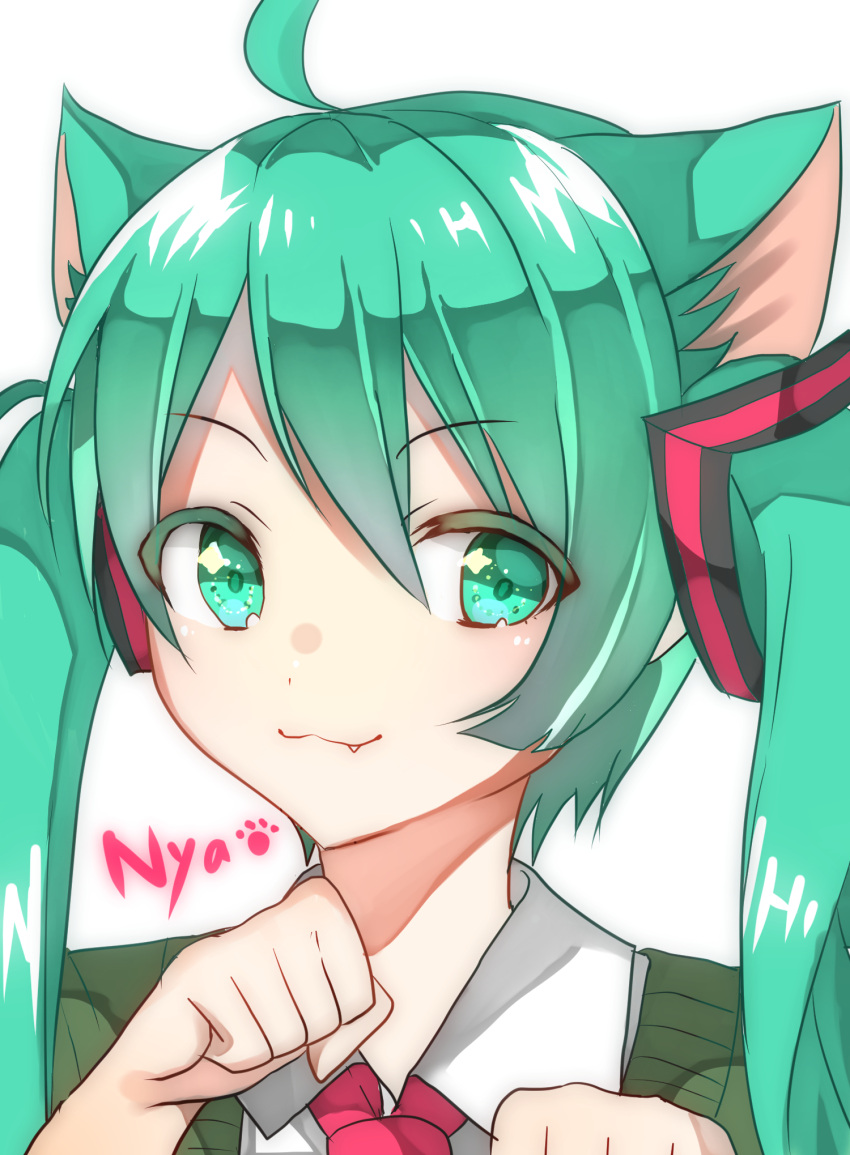 1girl :3 ahoge animal_ears cat_ears fang green_eyes green_hair hatsune_miku highres paw_pose solo twintails vocaloid white_background yuru_mame