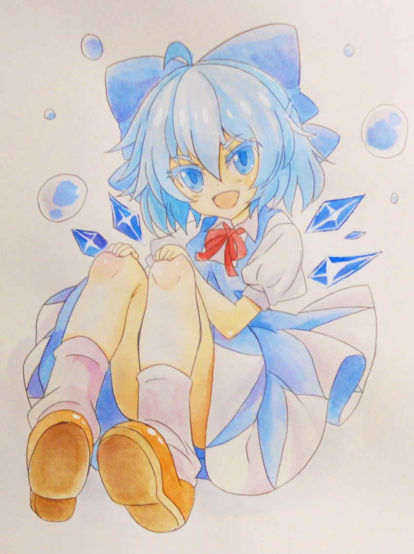 1girl ahoge blue_eyes blue_hair bow cirno dress eyebrows fang full_body hair_bow highres ice ice_wings knees_together looking_at_viewer loose_socks puffy_sleeves short_hair smile socks solo touhou traditional_media watercolor_(medium) wings yagami_(mukage)