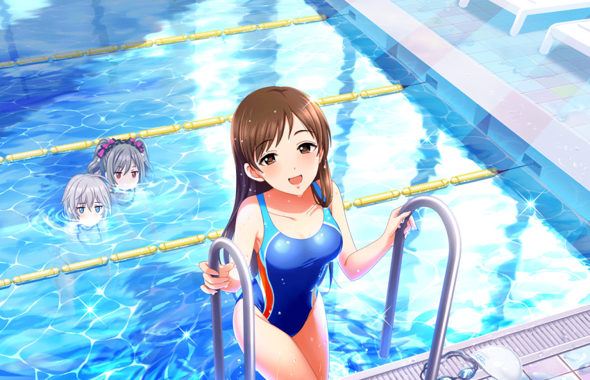 3girls anastasia_(idolmaster) brown_eyes brown_hair competition_swimsuit envy goggles goggles_removed idolmaster idolmaster_cinderella_girls idolmaster_cinderella_girls_starlight_stage kanzaki_ranko long_hair multiple_girls nitta_minami official_art one-piece_swimsuit pool pool_ladder swim_cap swimcap_removed swimsuit water wet