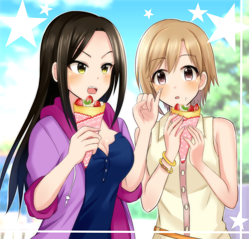 2girls aiba_yumi black_hair breasts brown_eyes brown_hair cream_on_face crepe easyfunkycrazy highres idolmaster idolmaster_cinderella_girls long_hair mukai_takumi multiple_girls short_hair