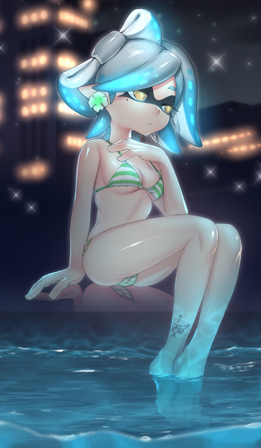 +_+ 1girl absurdres arm_support barefoot bikini breasts domino_mask earrings eyebrows feet_in_water food food_on_head glowing glowing_hair green_bikini highres hotaru_(splatoon) jewelry legs_together mask mole mole_under_eye o-ring_bottom object_on_head partially_submerged pointy_ears poolside puchiman reflecting_pool reflective_floor shiny shiny_skin short_hair sitting soaking_feet solo sparkle splatoon strap_gap striped striped_bikini striped_swimsuit swimsuit tattoo tentacle_hair under_boob water