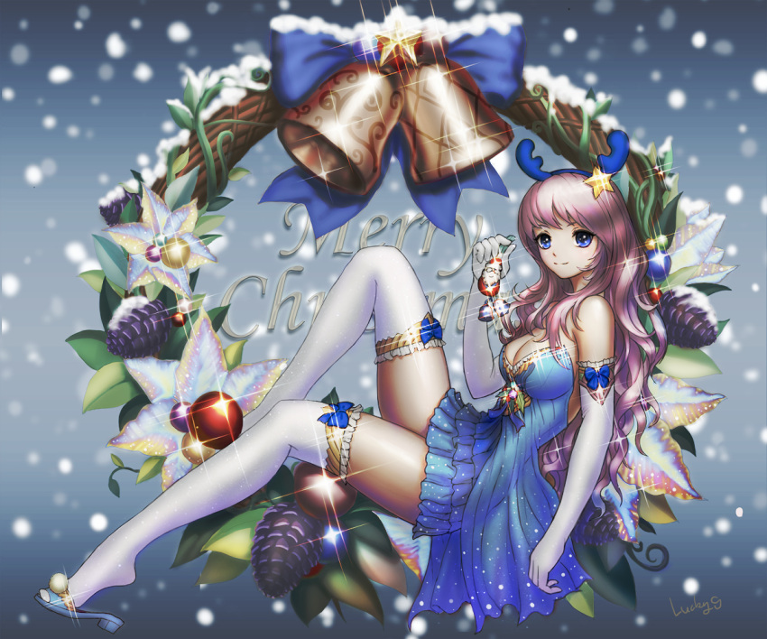 1girl acorn antlers artist_name bangs bare_shoulders bell black_gloves black_legwear blonde_hair blue_bow blue_dress blue_eyes blue_shoes bow breasts brown_background christmas christmas_ornaments cleavage closed_mouth dress elbow_gloves eyeliner fake_antlers frilled_legwear frills from_side full_body gloves gradient gradient_background hair_ornament hairband holding knee_up leaf lens_flare looking_at_viewer looking_to_the_side lucky9 makeup merry_christmas original pinecone pleated_dress pom_pom_(clothes) sandals santa_costume shoe_dangle shoes short_dress signature sitting smile snow snowing solo sparkle star star_hair_ornament strapless strapless_dress thigh-highs wreath zettai_ryouiki