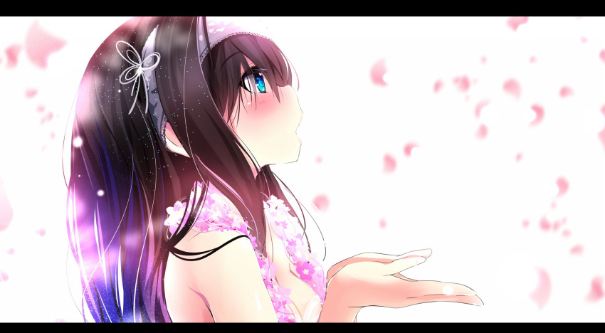 1girl bare_shoulders blue_eyes blush butterfly_hair_ornament cherry_blossoms flower flower_necklace hair_ornament hairband highres idolmaster idolmaster_cinderella_girls jewelry long_hair natsu_(anta_tte_hitoha) necklace petals sagisawa_fumika solo