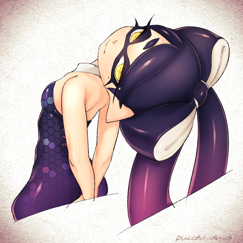 +_+ 1girl aori_(splatoon) arms_behind_back bangs black_dress black_hair detached_collar domino_mask dress eyebrows from_behind highres leaning_back long_hair looking_at_viewer looking_back mask mole mole_under_eye pointy_ears puchiman solo splatoon strapless_dress swept_bangs tentacle_hair thick_eyebrows twitter_username yellow_eyes