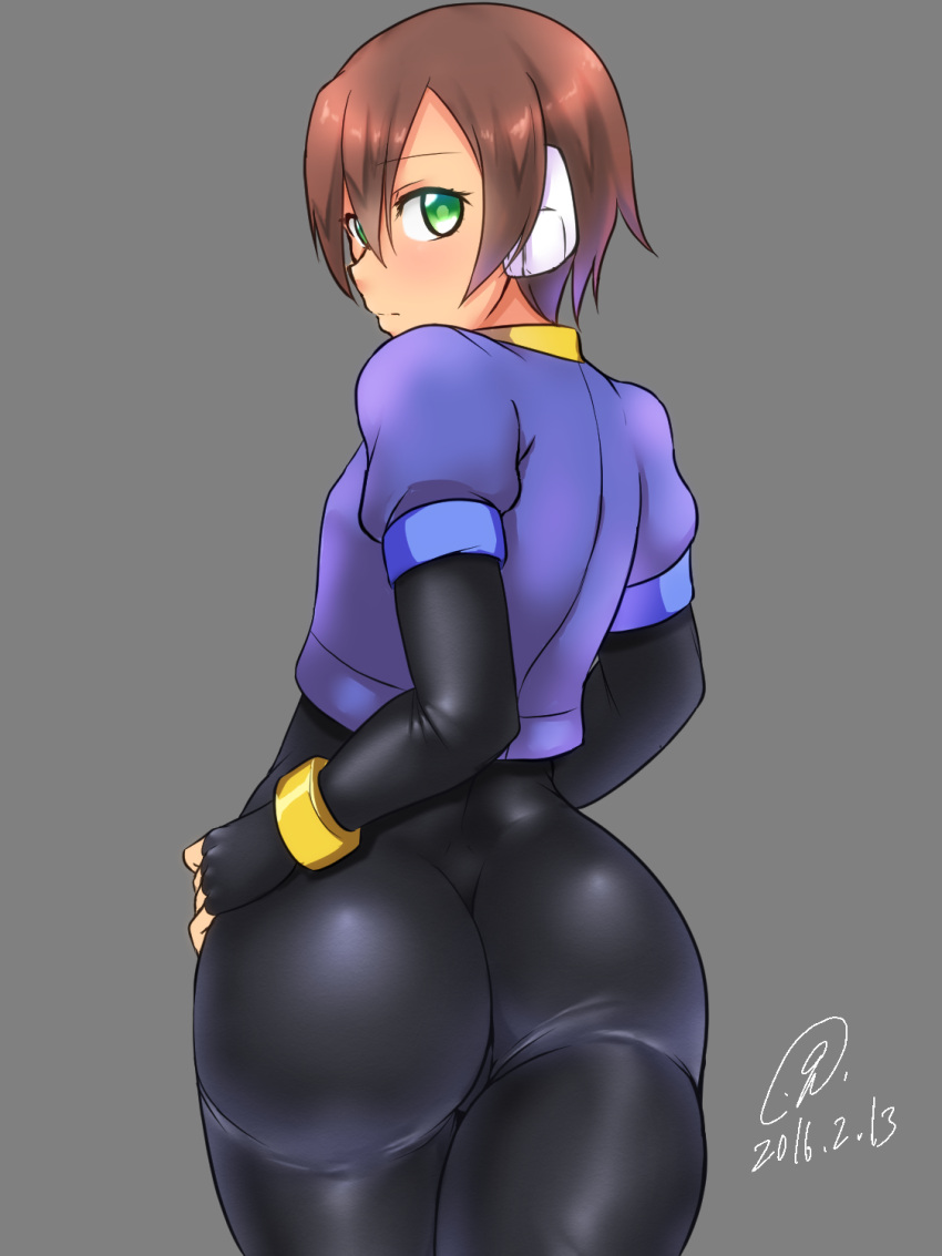 1girl 9rimson aile ass brown_hair dated green_eyes highres rockman rockman_zx short_hair signature skin_tight solo thighs