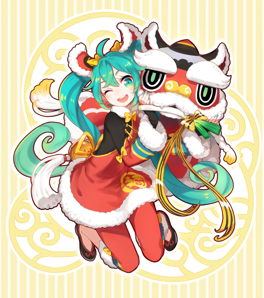 1girl ahoge chinese_clothes fur_trim green_eyes green_hair hatsune_miku highres lion_dance long_hair nail_polish one_eye_closed open_mouth solo twintails verus very_long_hair vocaloid