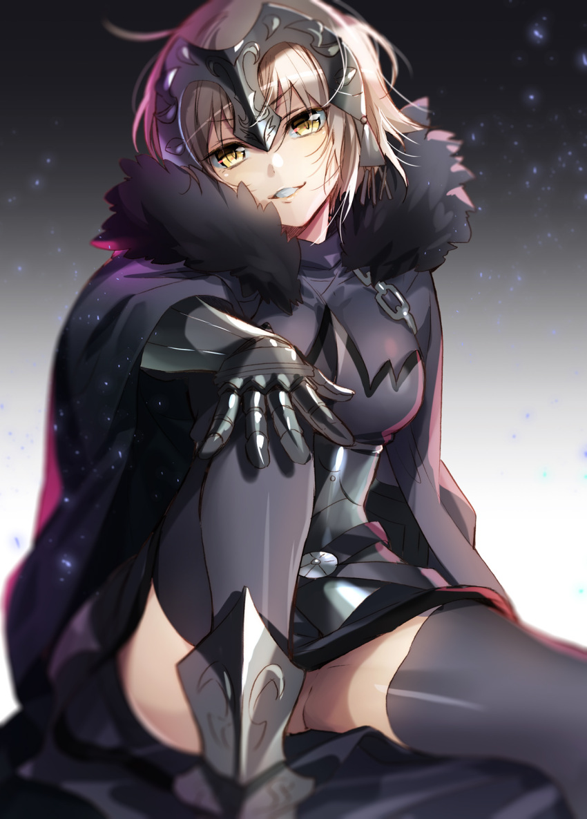 1girl armor armored_boots bangs belt black_legwear blonde_hair blurry boots cape chain convenient_leg depth_of_field eyebrows eyebrows_visible_through_hair fate/grand_order fate_(series) fringe gauntlets gradient gradient_background grin hand_on_own_knee head_tilt highres light_particles long_sleeves looking_at_viewer murakami_yuichi ruler_(fate/grand_order) short_hair sitting smile solo thigh-highs upskirt yellow_eyes