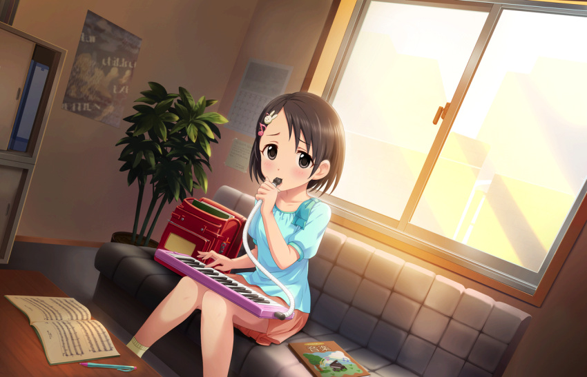 1girl artist_request backpack backpack_removed bag black_eyes black_hair blush bunny_hair_ornament couch hair_ornament hairclip idolmaster idolmaster_cinderella_girls idolmaster_cinderella_girls_starlight_stage instrument keyboard_(instrument) melodica musical_note official_art playing_instrument randoseru sasaki_chie short_hair