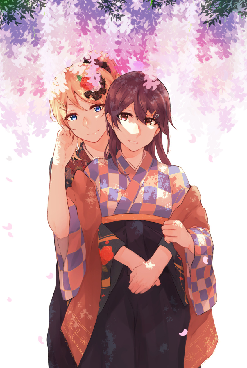 0218htt 2girls ayase_eli blonde_hair blue_eyes brown_hair cherry_blossoms hair_down hair_ornament hand_on_another's_cheek hand_on_another's_face highres hug hug_from_behind japanese_clothes kimono long_hair looking_at_another love_live!_school_idol_project multiple_girls ponytail scarf simple_background smile sonoda_umi v_arms white_background yellow_eyes yuri