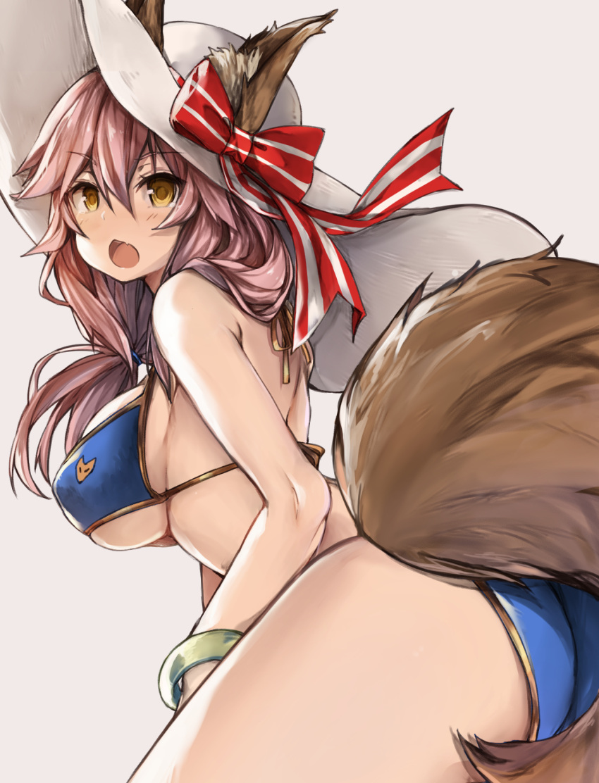 1girl animal_ears bikini breasts caster_(fate/extra) fang fate/extra fate/grand_order fate_(series) fox_ears fox_tail hat highres large_breasts open_mouth pimemomo pink_hair ribbon sideboob simple_background solo swimsuit tail under_boob white_background yellow_eyes