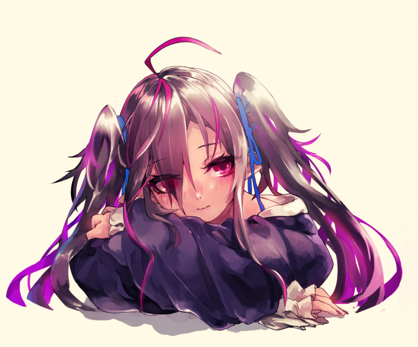 1girl ahoge arm_pillow bangs beige_background black_hair blue_ribbon blush eyebrows eyebrows_visible_through_hair eyelashes eyes_visible_through_hair hair_between_eyes hair_over_one_eye head_rest highres long_hair long_sleeves looking_at_viewer maido_mido messy_hair nail_polish original pink_lips pointy_ears purple_hair red_nails ribbon sidelocks simple_background solo twintails upper_body violet_eyes